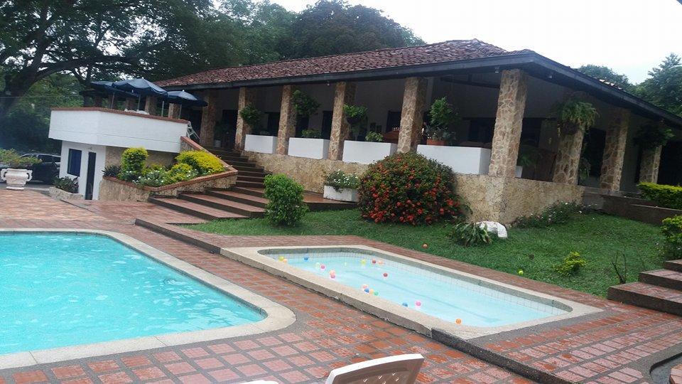  FINCA HOTEL CASA BLANCA SAN JERONIMO (ANTIOQUIA) (Colombia)